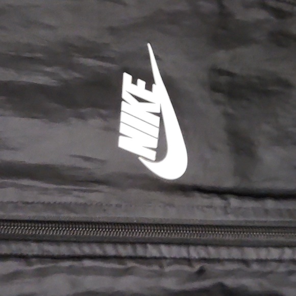 NIKE Super Light Spring Jarket - Picture 3 of 5